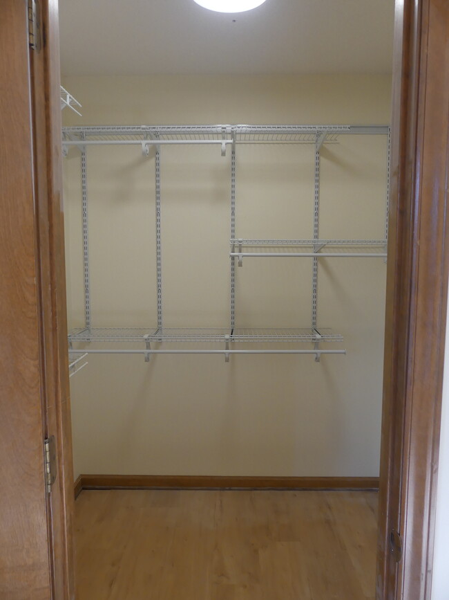 Master Closet - 416 Banks Mountain Dr