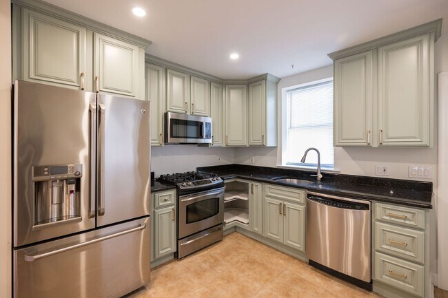 Foto del edificio - Renovated Point Breeze Home