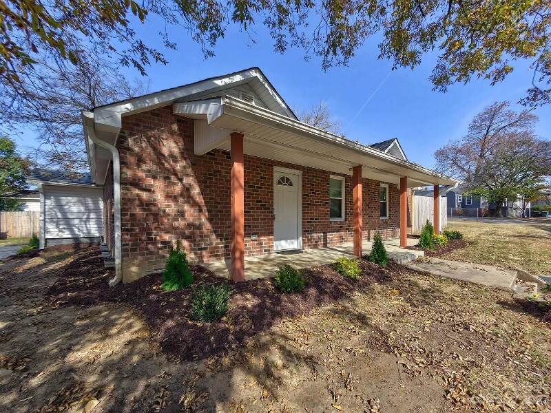 110 Buffalo Ave NW, Concord, NC 28025 House Rental in Concord, NC