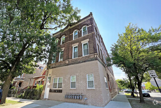 Building Photo - 2400 S Troy St