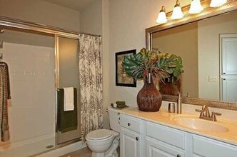 Interior Photo - Renaissance Uptown Tulsa