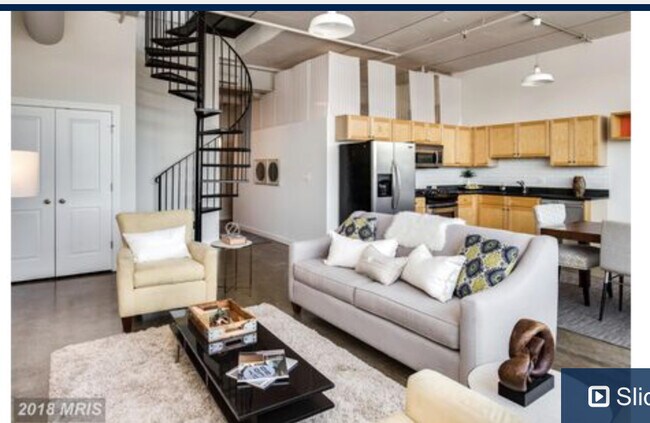 Foto del edificio - 701 Lamont St NW