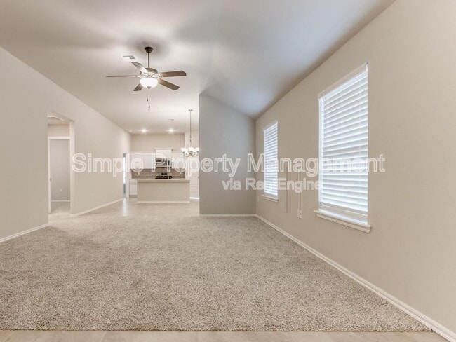 Building Photo - 4700 Crystal Lakes Rd