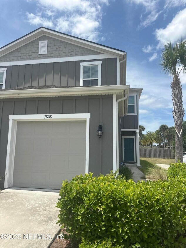 Foto principal - 7808 Echo Springs Rd