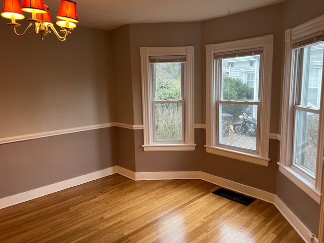 Building Photo - 47 Gregory Blvd