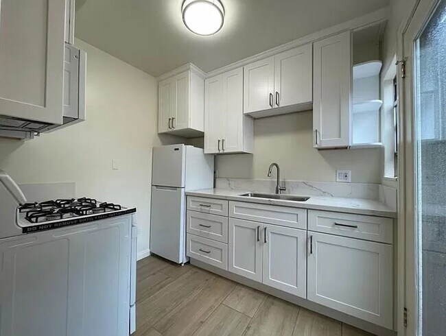 Foto del edificio - Amazing 1 Bedroom Cottage in the Heart of University Heights