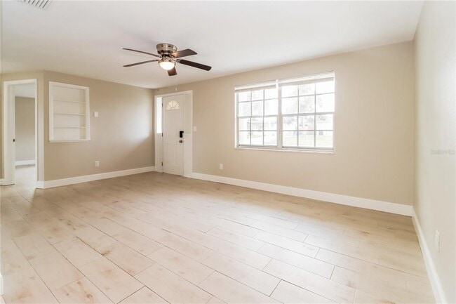 Foto del edificio - 4151 Ridgefield Ave