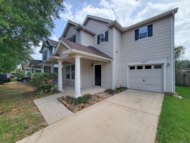 Foto del edificio - 8106 Arrington Forest Ln