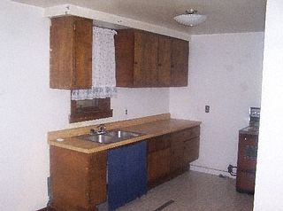  - 3640 Main St