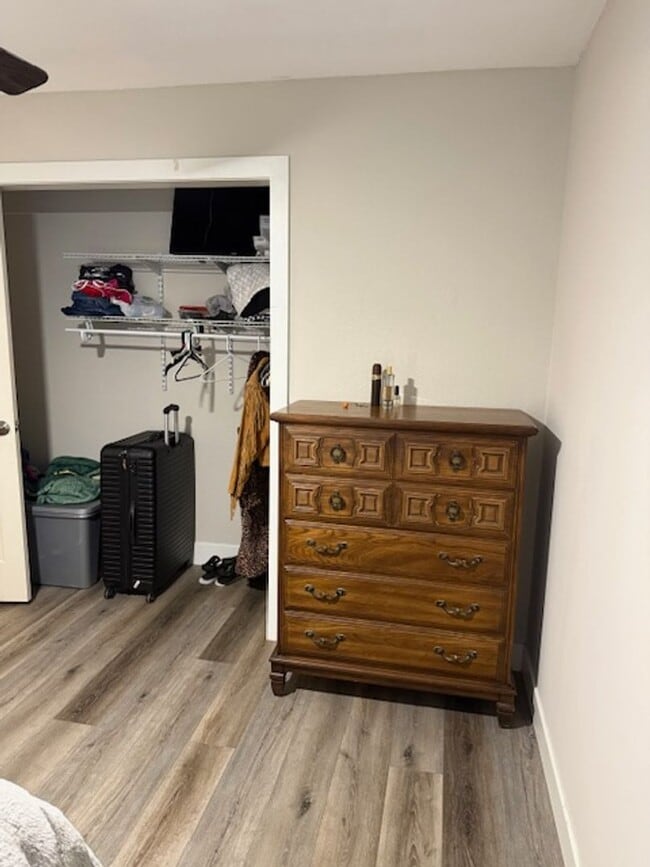 Foto del edificio - 1 Bedroom Room for Rent in Atwater