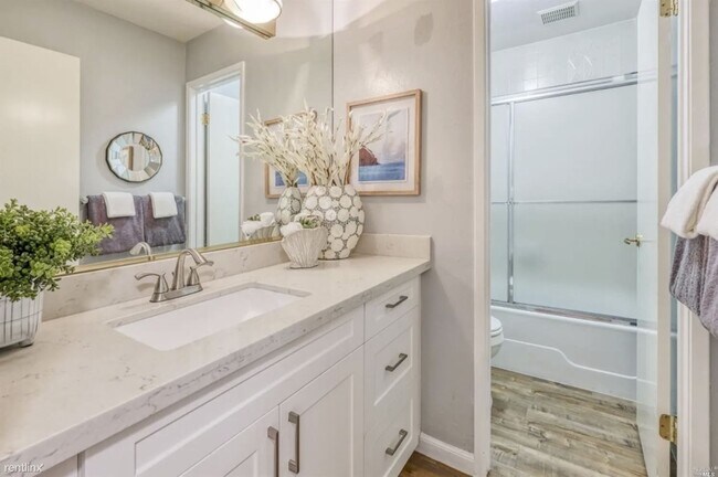 Foto del edificio - 2 br, 2.5 bath Condo - 62 Marinero Circle