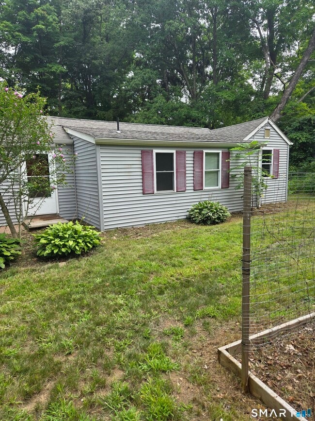 Building Photo - 26 Seagraves Rd