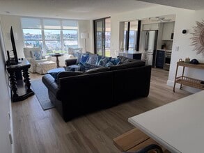 Building Photo - 1748 Jupiter Cove Dr