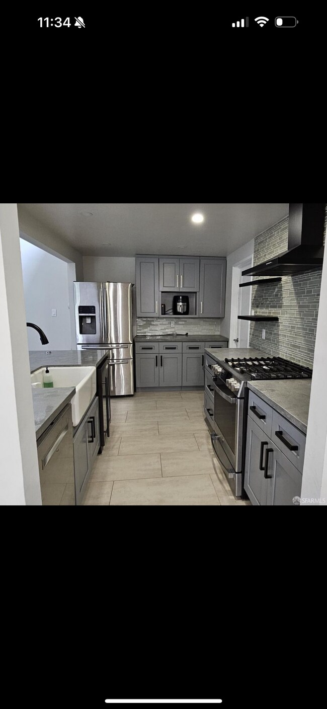 Building Photo - 24633 Waterson Ct