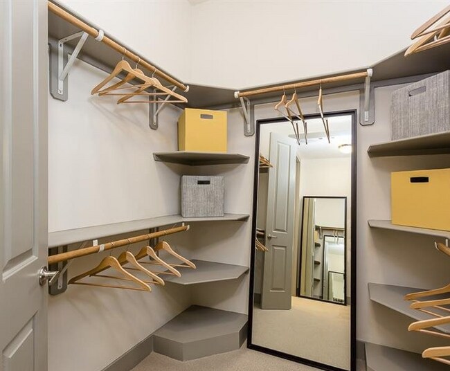 Foto del edificio - 7218 Libby Rd