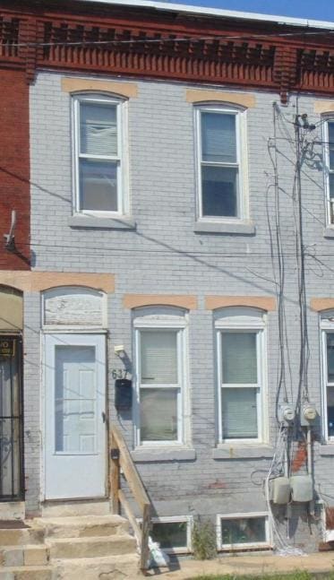 Building Photo - 637 Cherrier Ct
