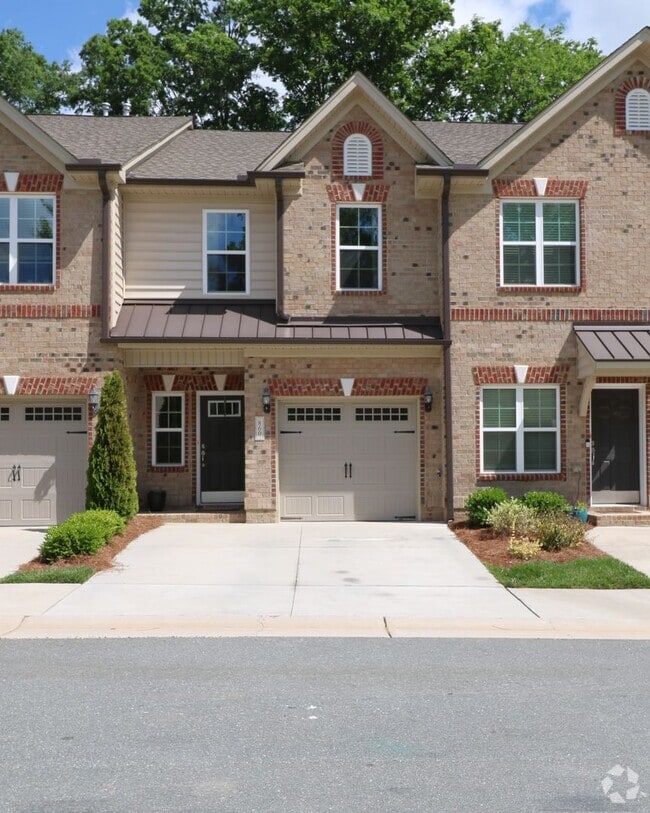 Building Photo - 860 Silver Leaf Dr