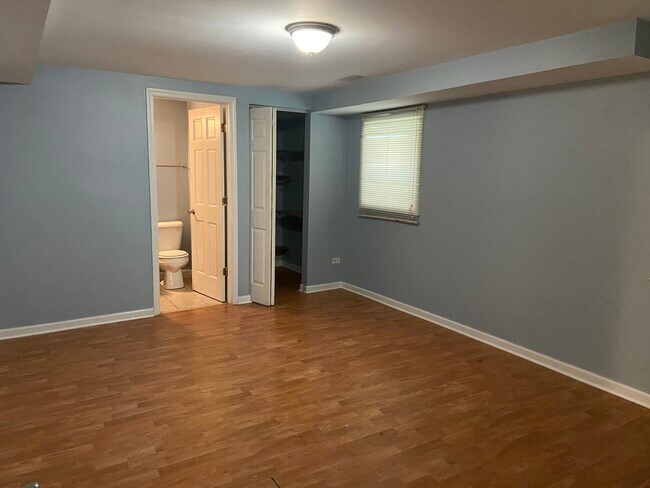 Foto del edificio - 6239 N Claremont Ave