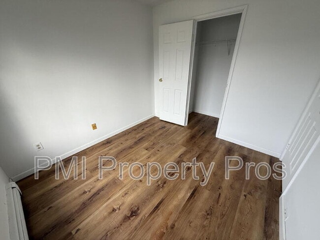 Building Photo - 139 Heidel Rd