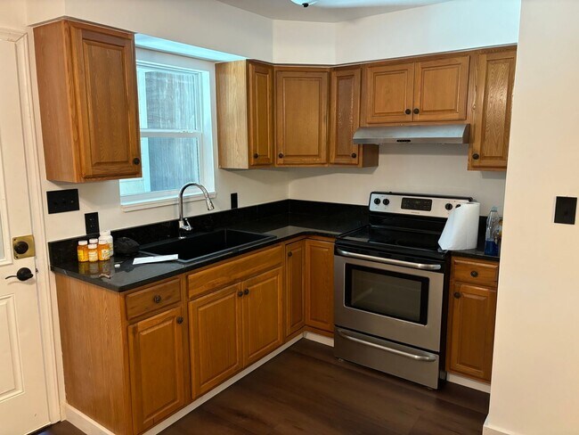 Foto del edificio - 1600 Fawn Vista Dr N