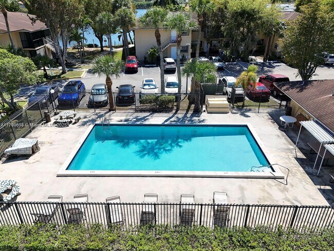 Foto del edificio - 15629 SW 73rd Cir Terrace