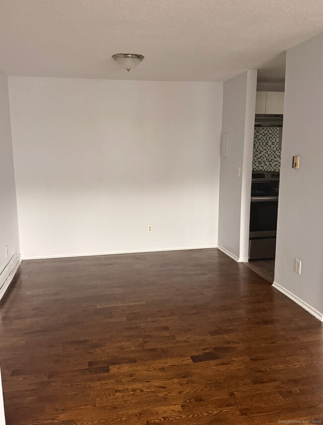 Building Photo - 26 Coleman St