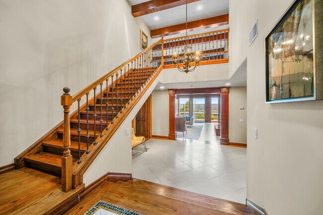 Building Photo - 6495 Caminito Northland