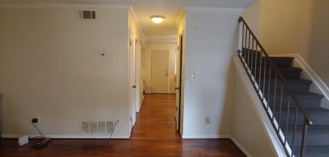 Foto del edificio - 2962 N Dekalb Dr