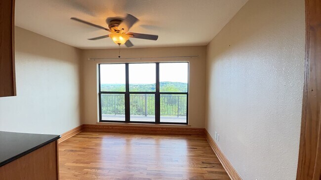 Building Photo - Welcome home to breathtaking views in this...