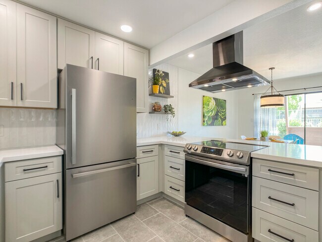Foto del edificio - 1325 S McKemy St