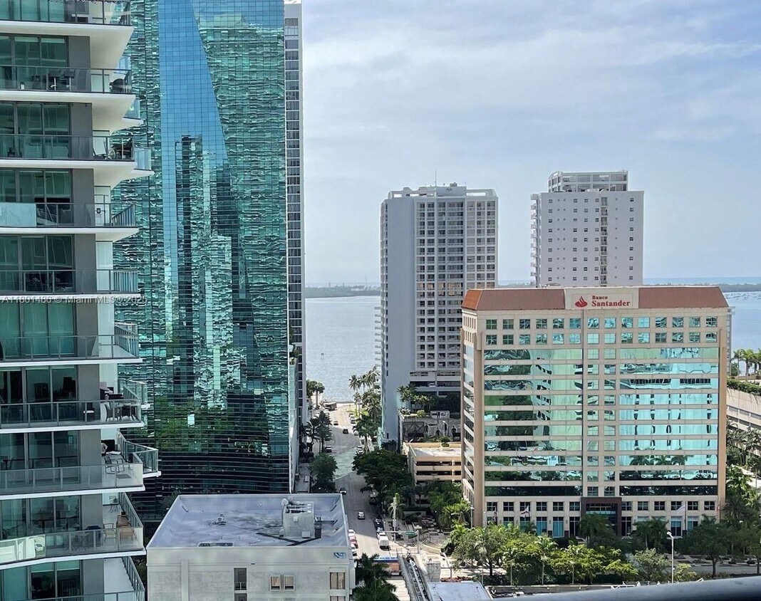 Foto principal - 60 SW 13th St