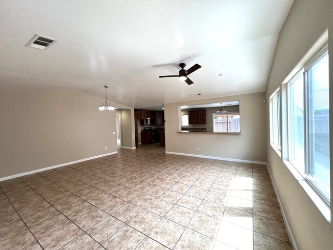 Building Photo - 404 Summershade Court