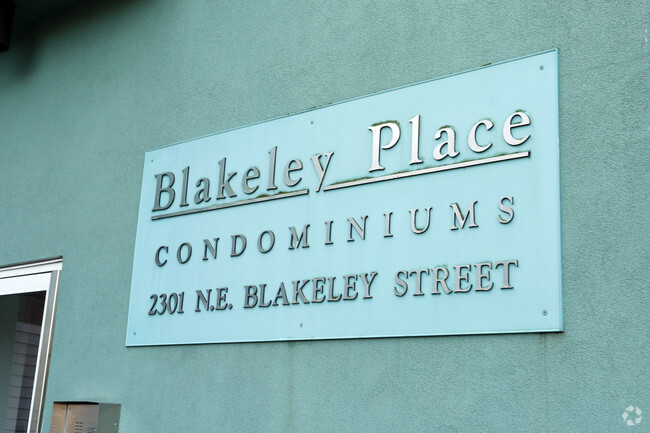 Building Photo - Blakely Place Condominiums