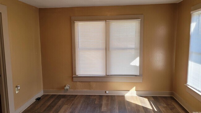 Foto del edificio - 4516 Marion St