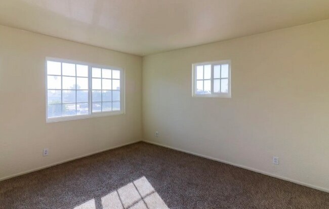 Foto del edificio - 1046 N Clifford Ave