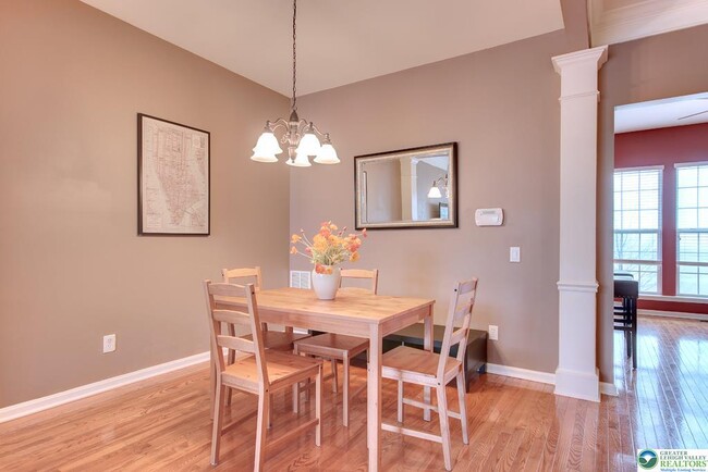 Foto del edificio - 5266 Chandler Way