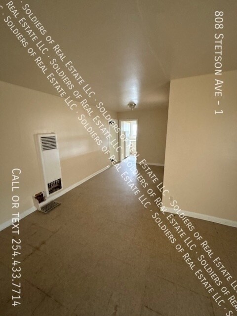 Building Photo - 808 Stetson Ave
