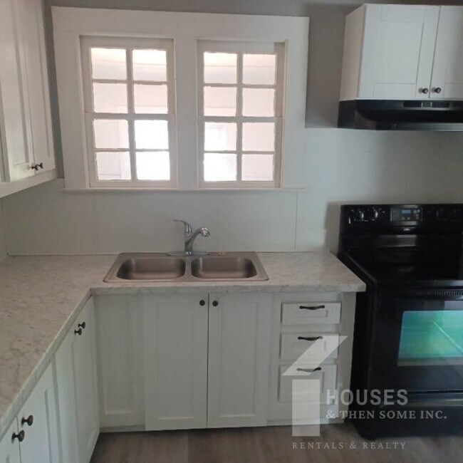 Foto del edificio - 104 Cooksey Ave