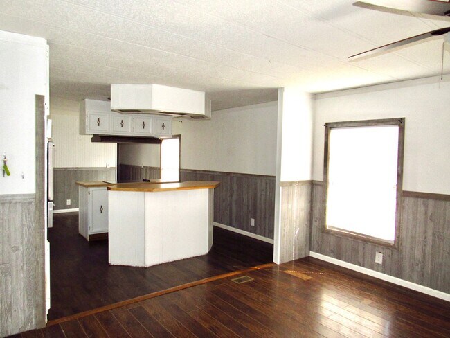 Foto del edificio - 28262 Pecan St