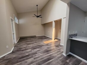 Upper unit with vaulted ceilings - Sherwood Park