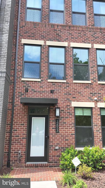 Building Photo - 12853 Milling Stone Terrace