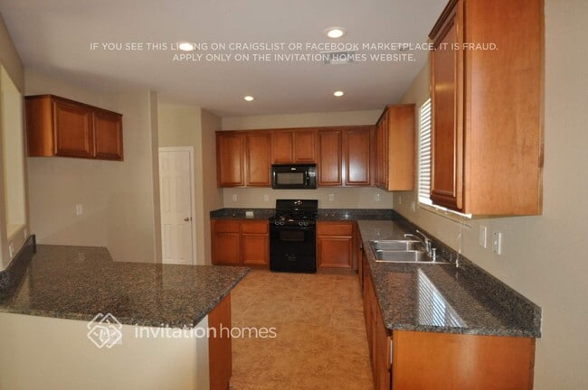 Building Photo - 9990 El Corriente St