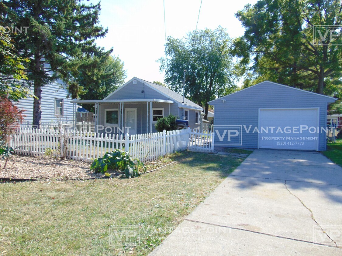 Primary Photo - 1960 Oakdale Ave