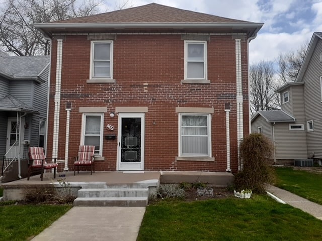 Building Photo - 409 17th Ave