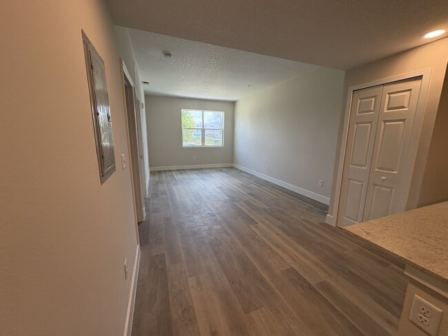 Building Photo - 4424 S Texas Ave