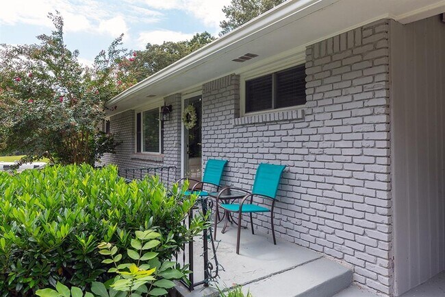 Foto del edificio - 2467 Elmwood Cir SE