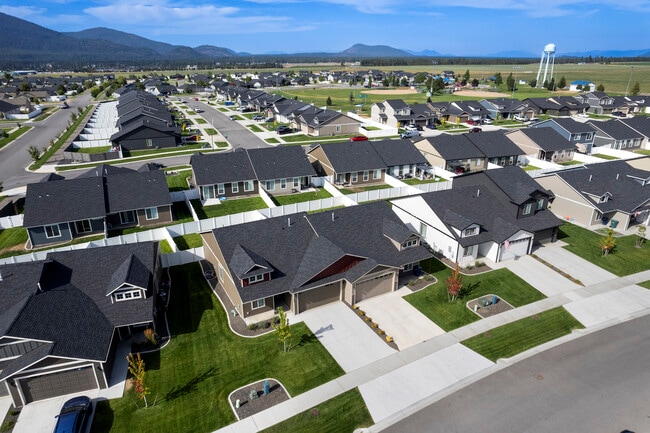 Majestic Villas Community - Majestic Villas