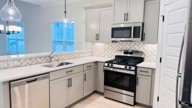 Building Photo - 302 Nettle Ln