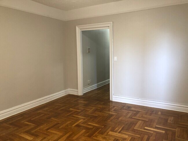 Foto del edificio - The Manor