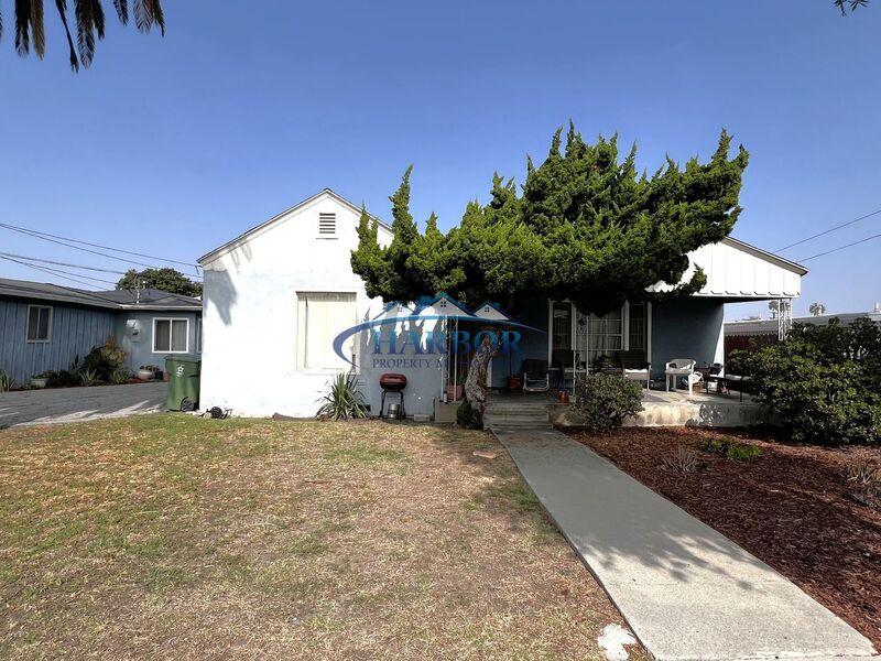 Primary Photo - 4747-4747 W 160th St